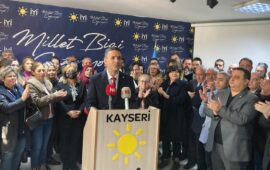 ŞENER: “PARTİMİZİ DAHA İLERİYE TAŞIMAK İÇİN ADAYIM”